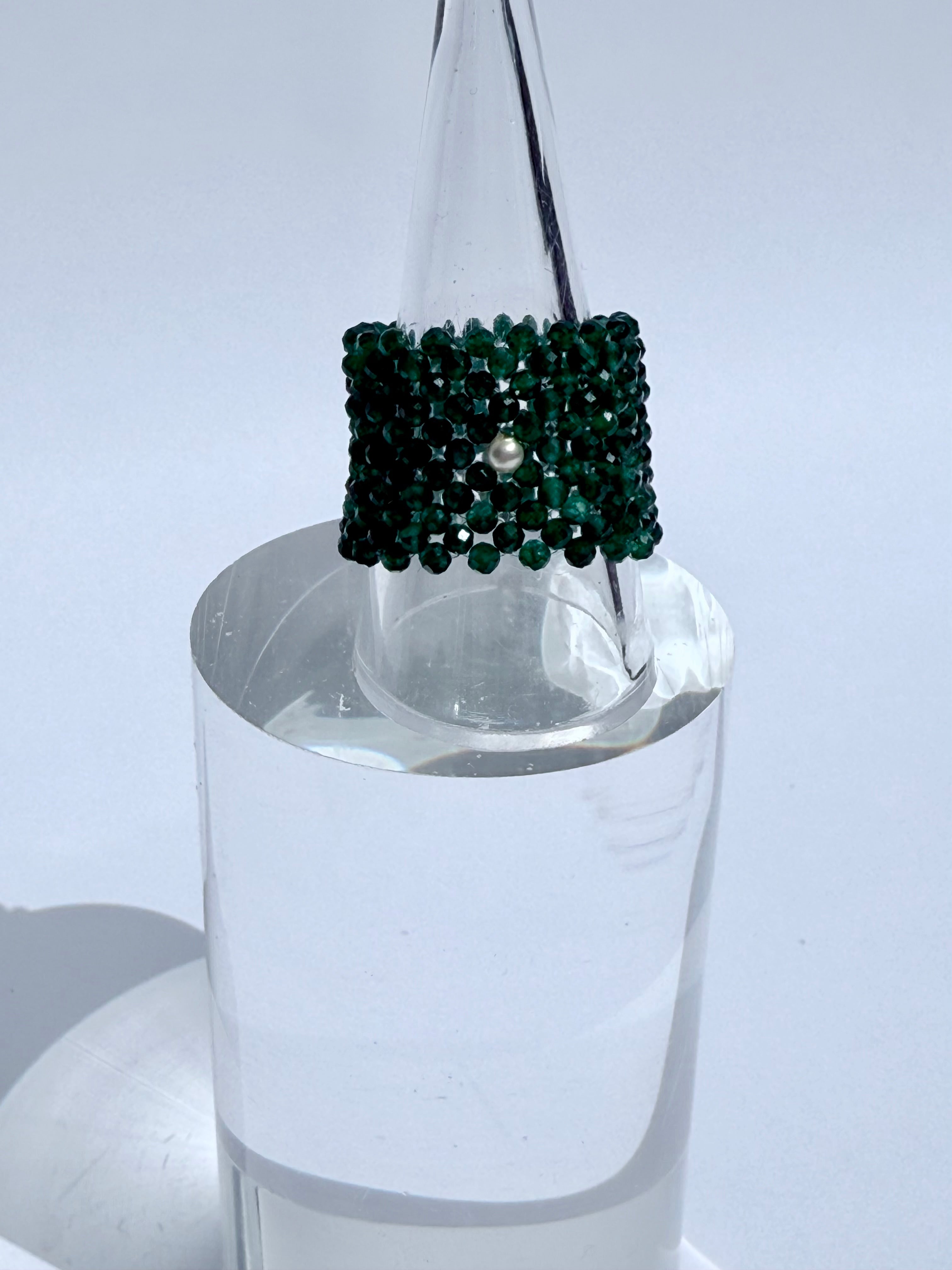 Emerald ring with Pearl accent