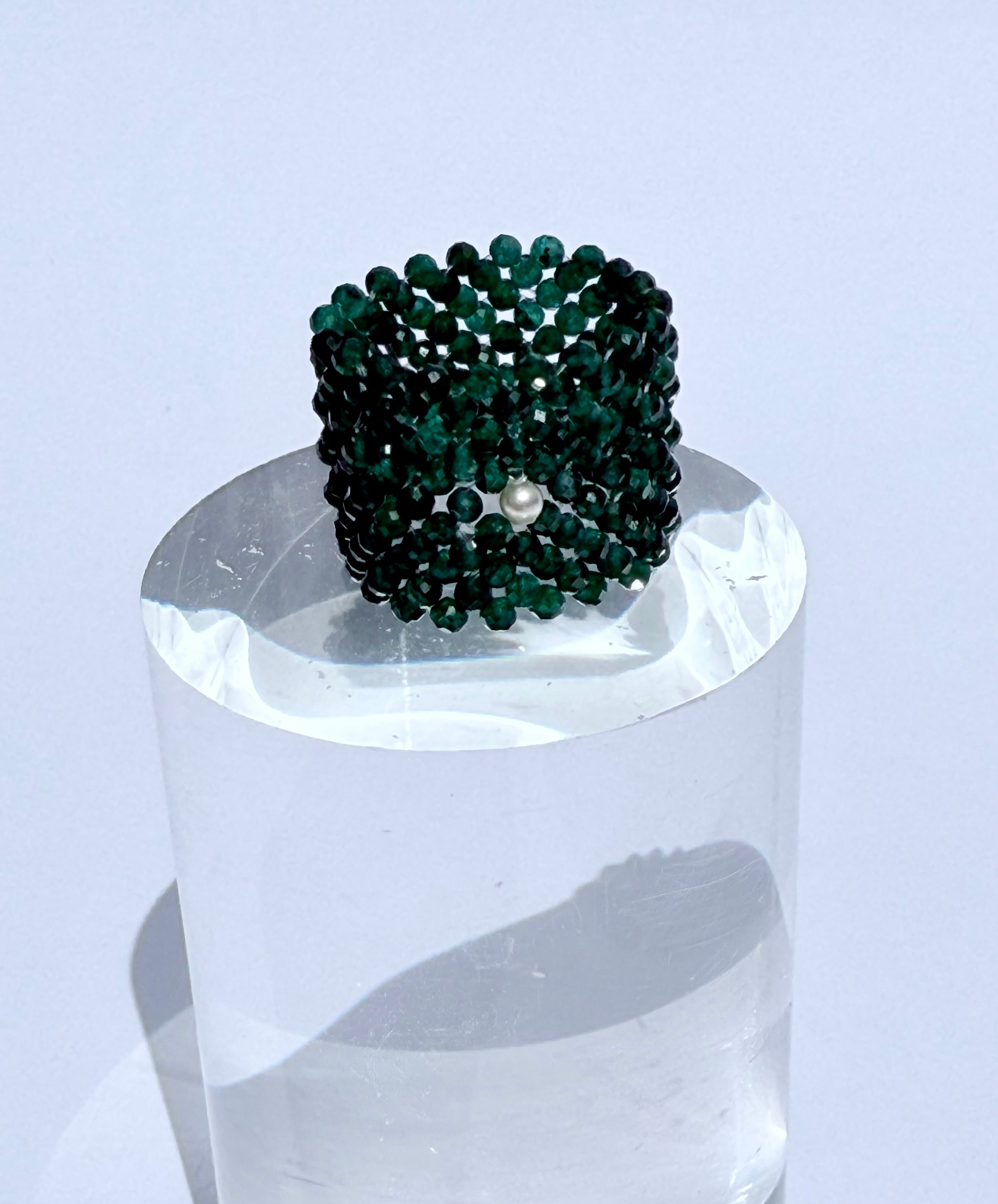 Emerald ring with Pearl accent