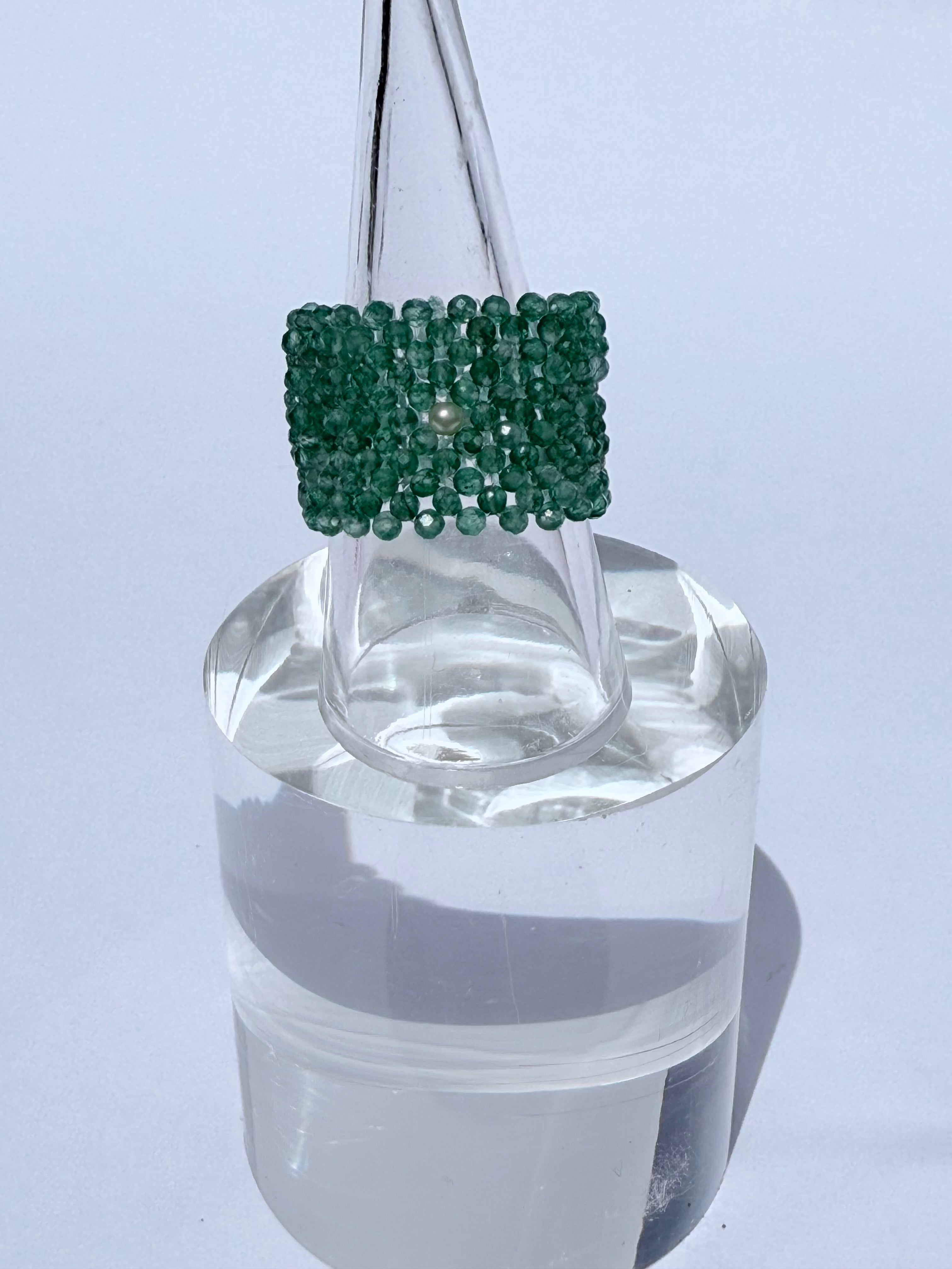 Emerald ring with Pearl accent