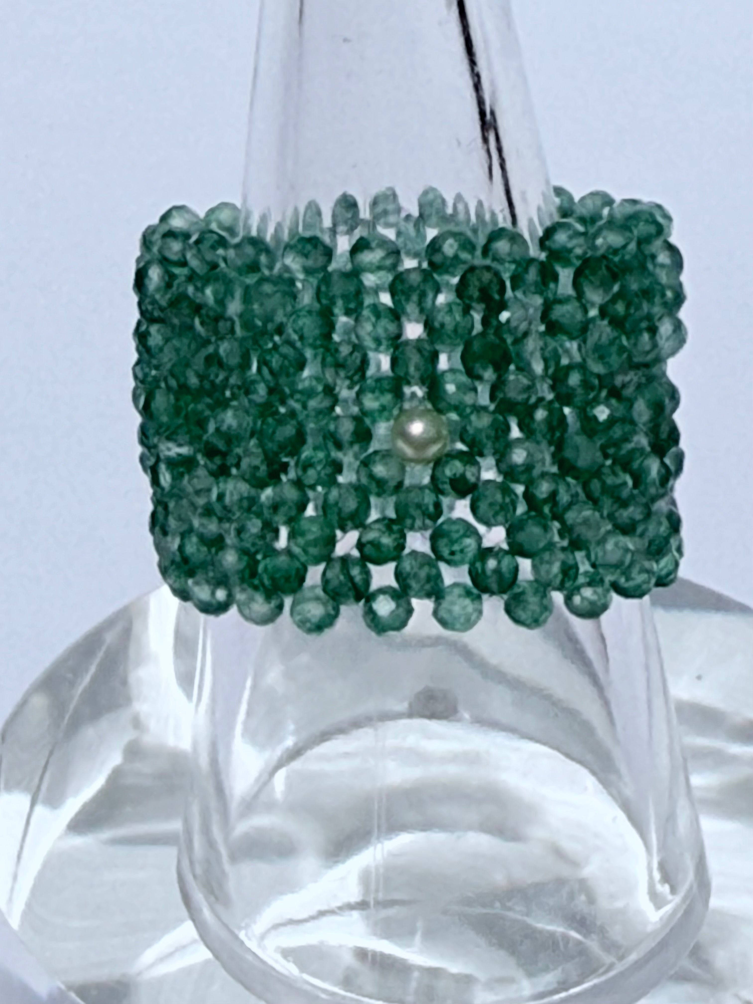 Emerald ring with Pearl accent