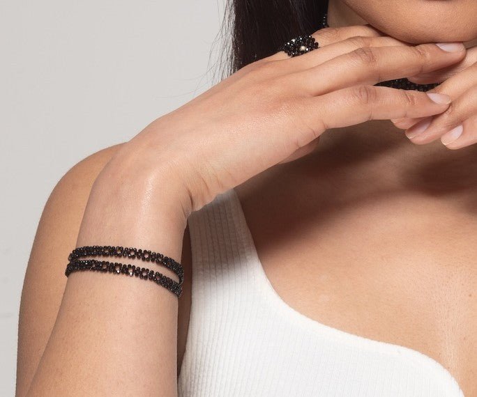 Onyx choker - Carla Ciminera - can also be worn as a bracelet