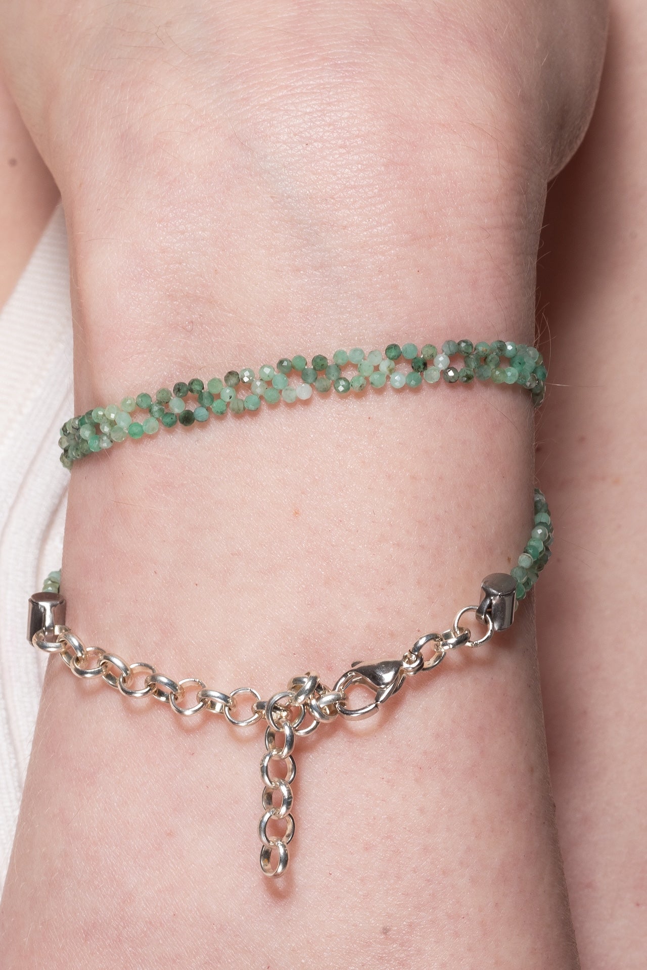 Emerald choker