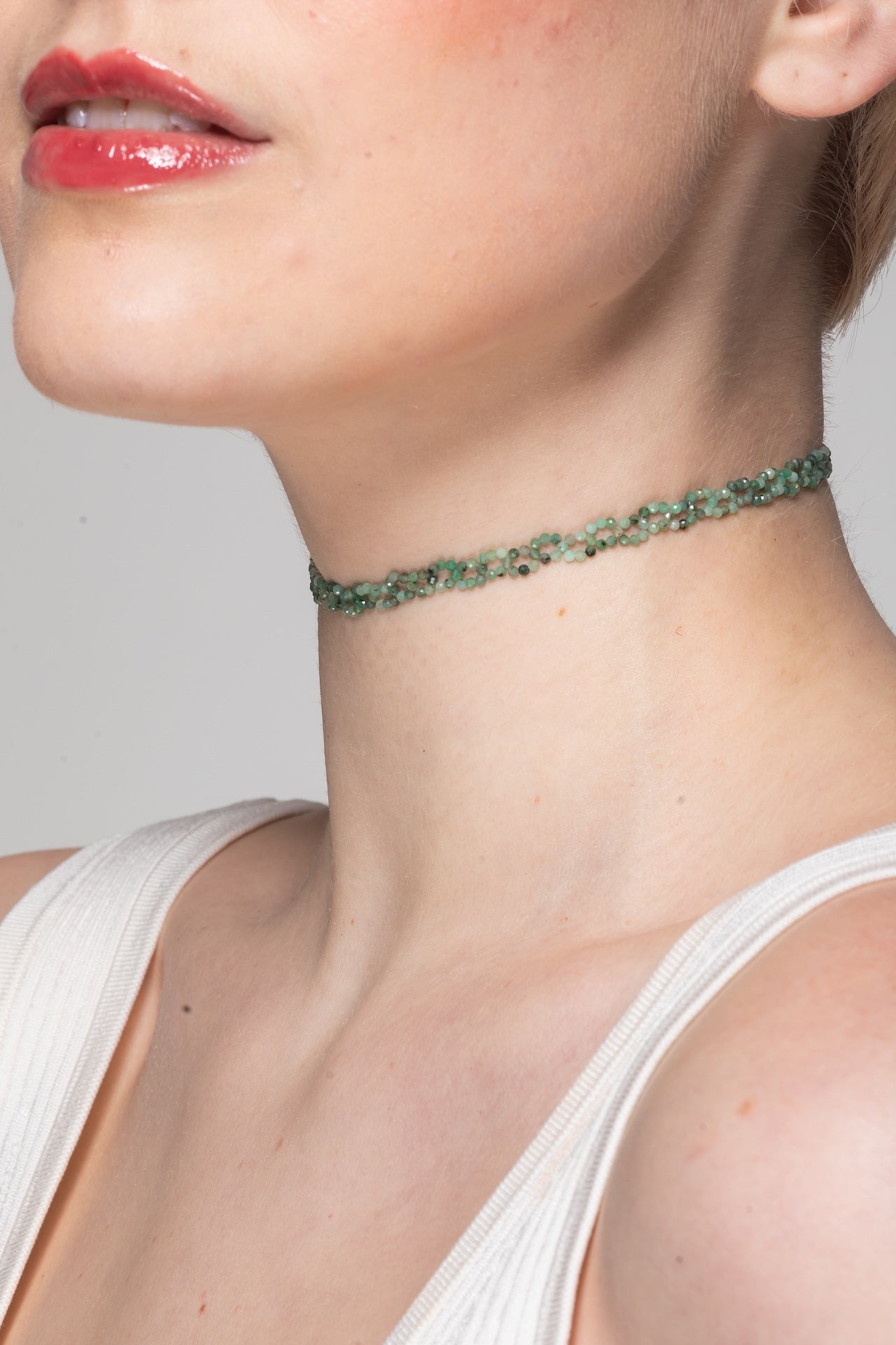 Emerald choker