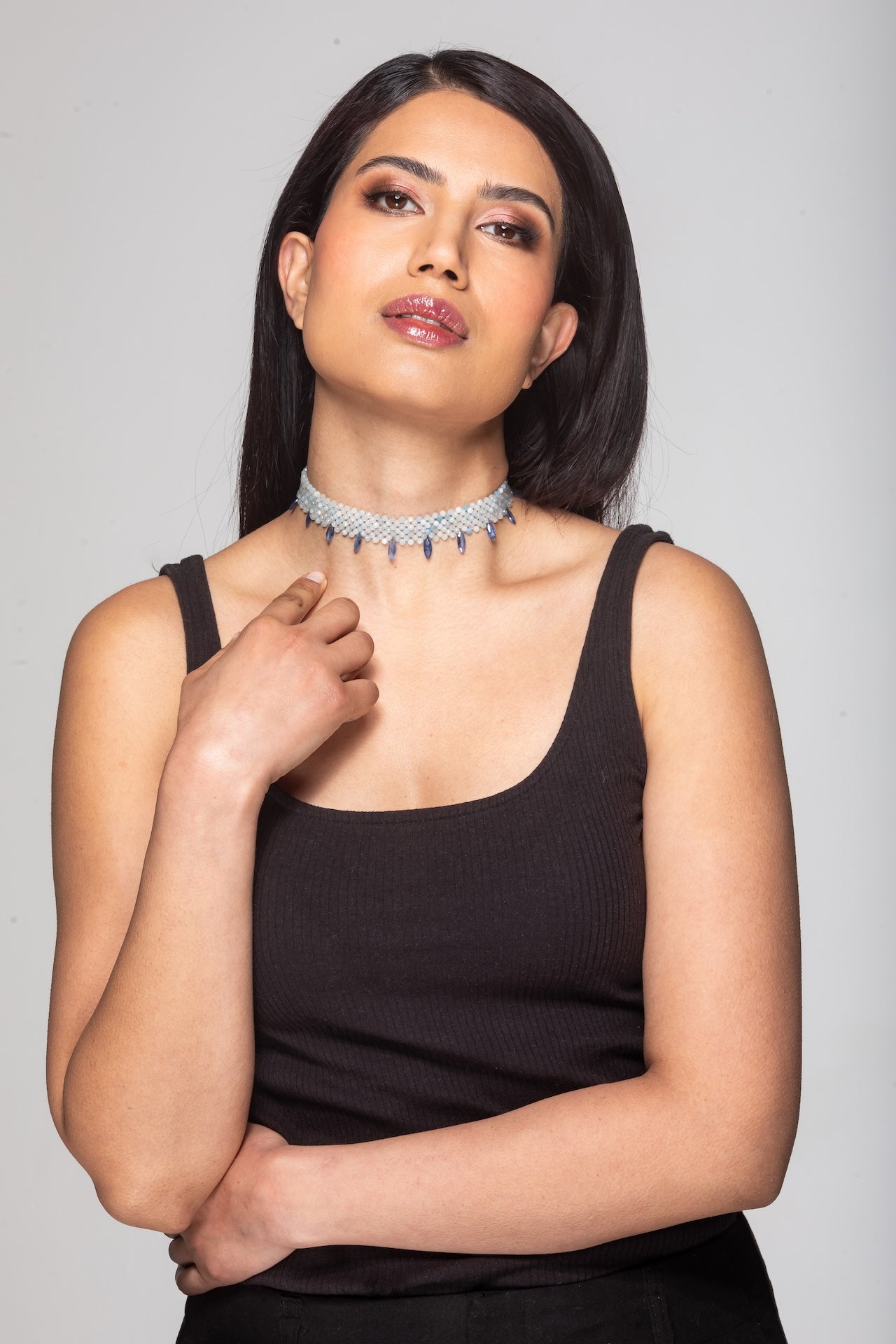 Aquamarine choker with kyanite drops
