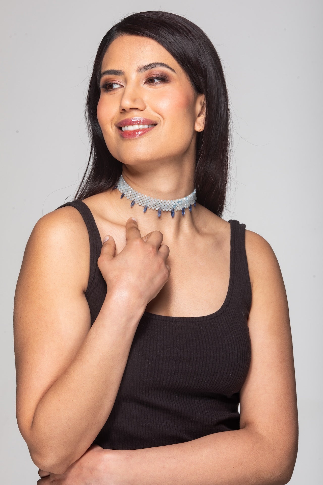 Aquamarine choker with kyanite drops