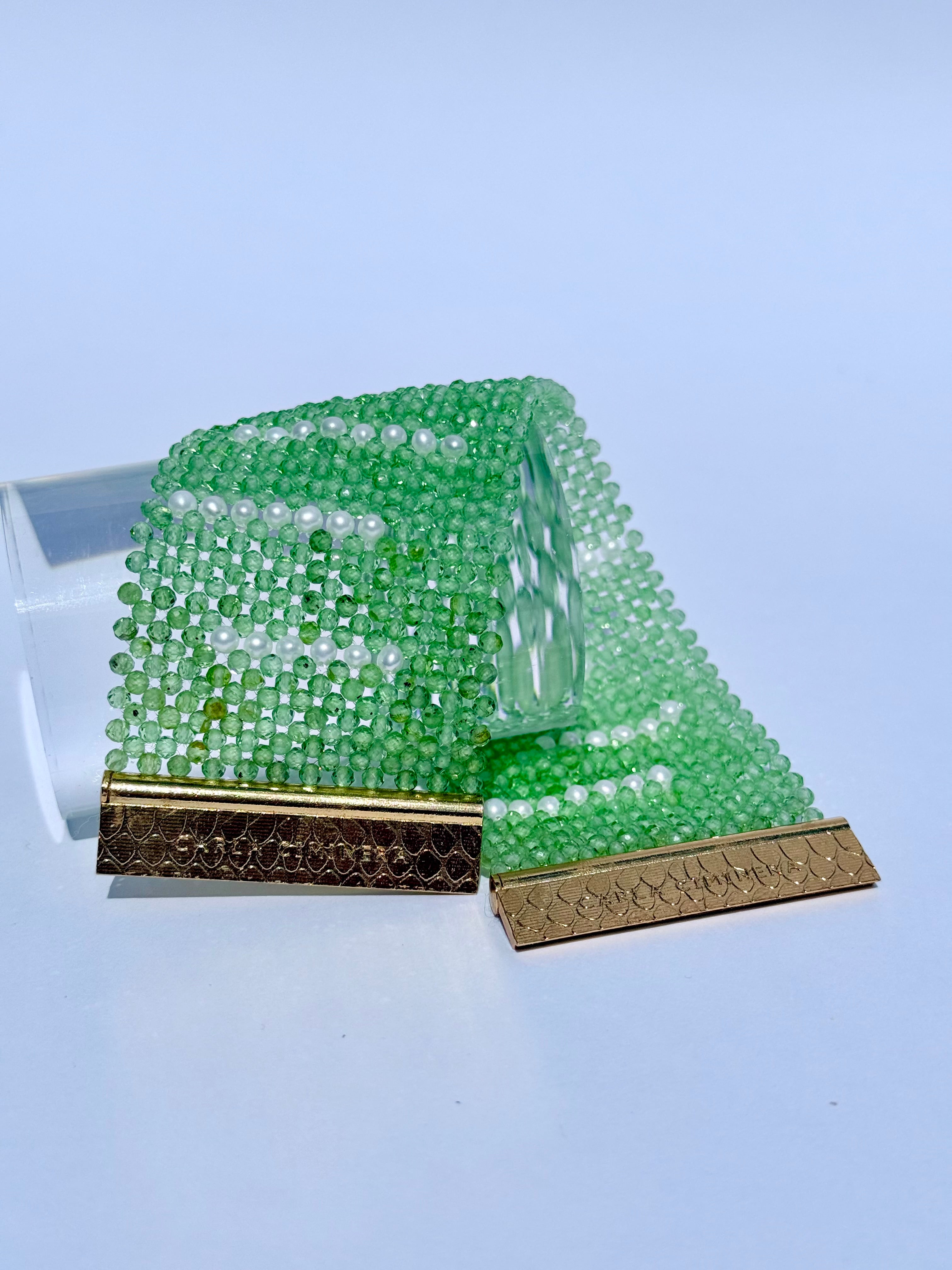 Peridot cuff with pearls